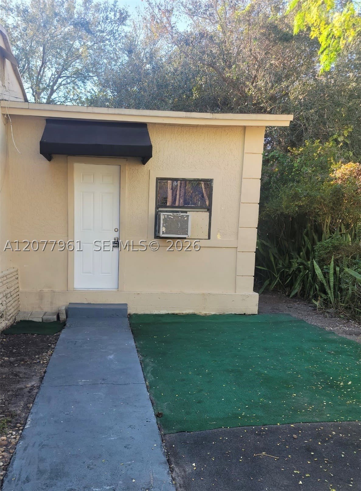 842 NW 107 St – photo 1