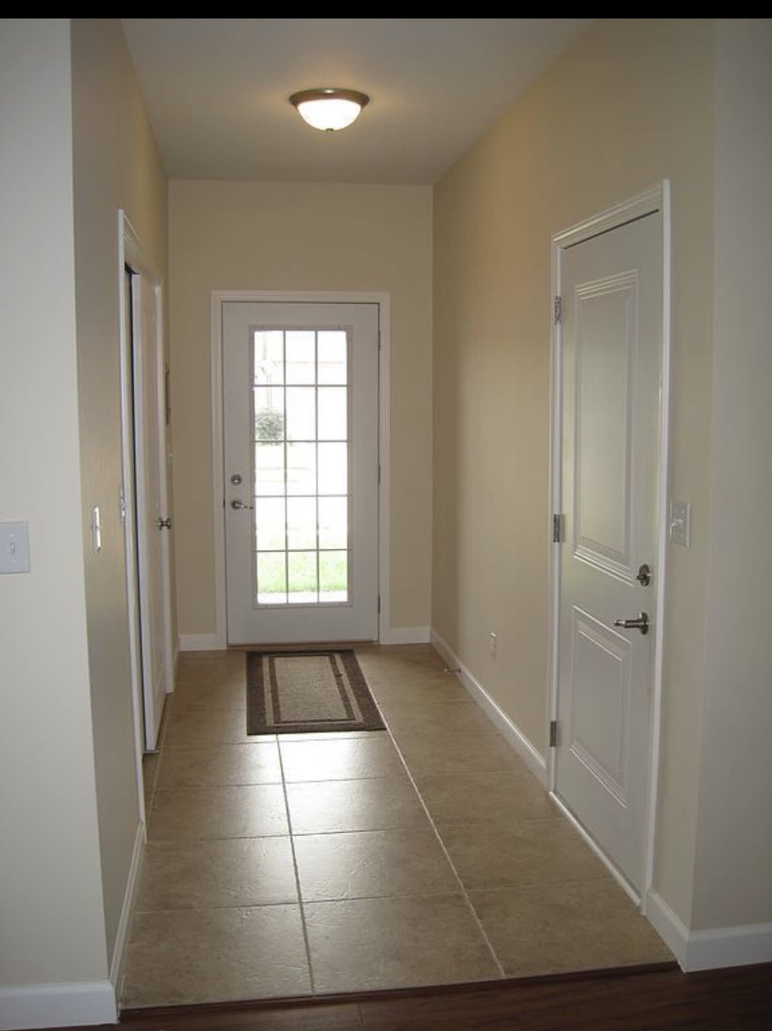 2401 Aaron Court – photo 2