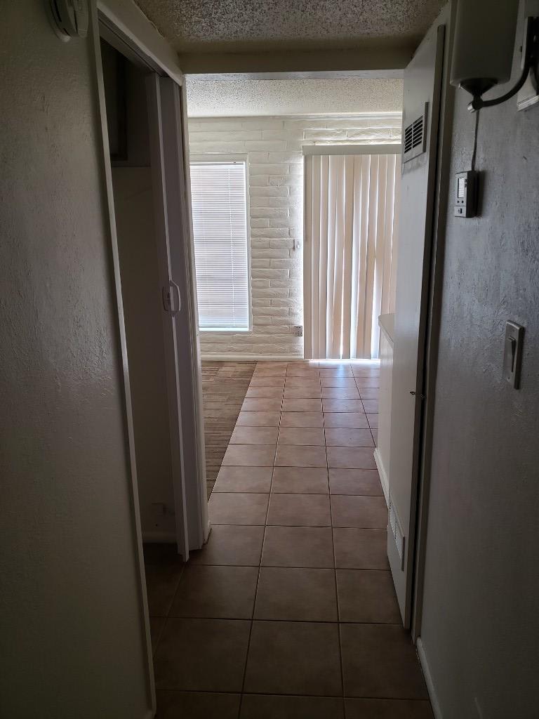 13961 S Berwick Ave – photo 3