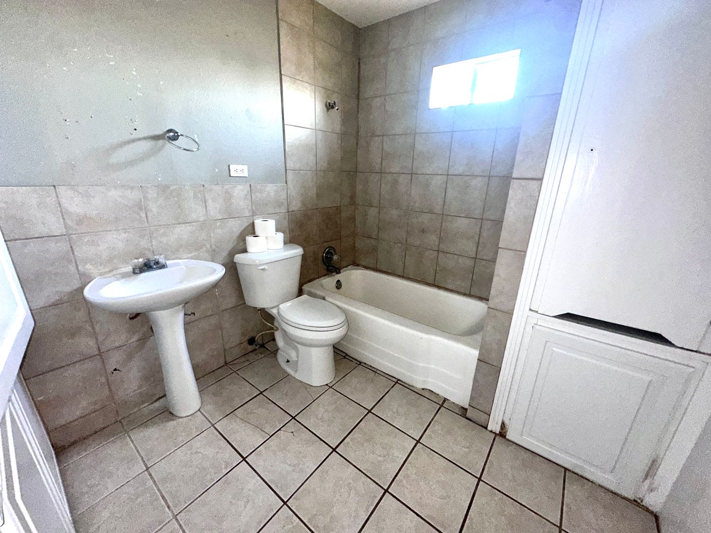WELL MAINTAINED – photo 5