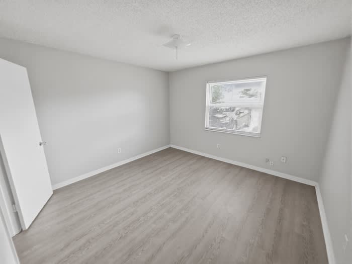 386 Lime Street – photo 4