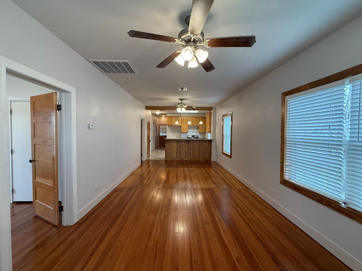 Updated 1926 Craftsman Style 3 1 Cute Front Porch No Capet Nbisd – photo 2