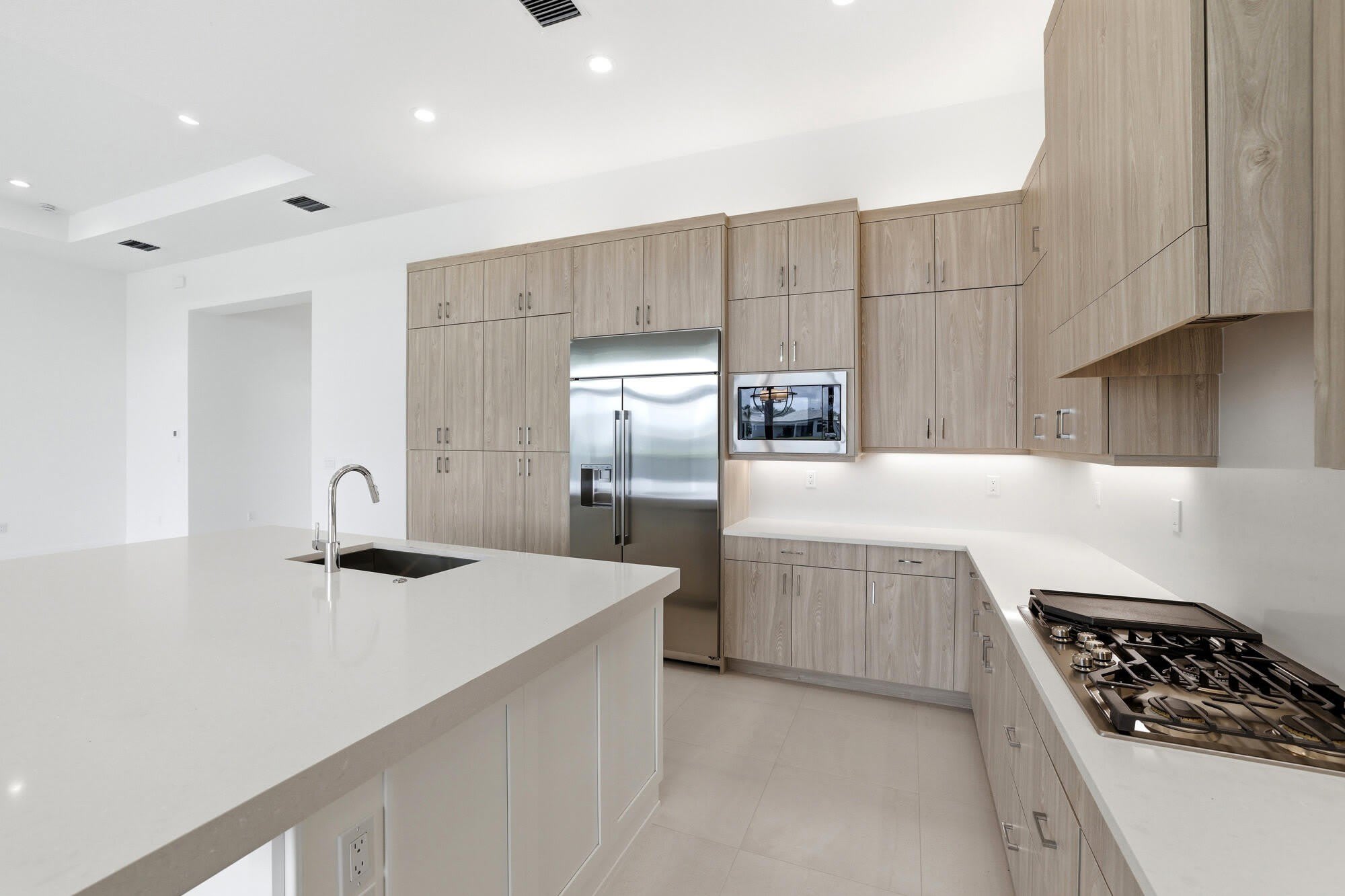 9008 CORSICAN FINCH Court – photo 4