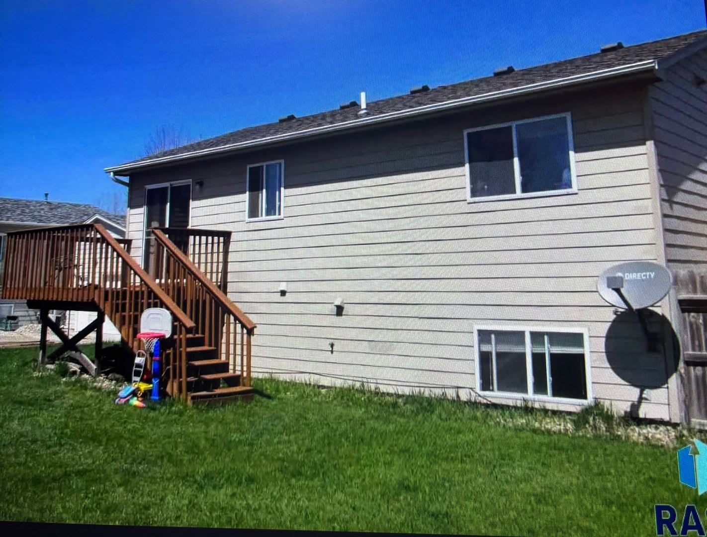 4 Bedroom • 2 Bathroom • 2‑Stall Attached Garage • Fenced‑In Yard – photo 3