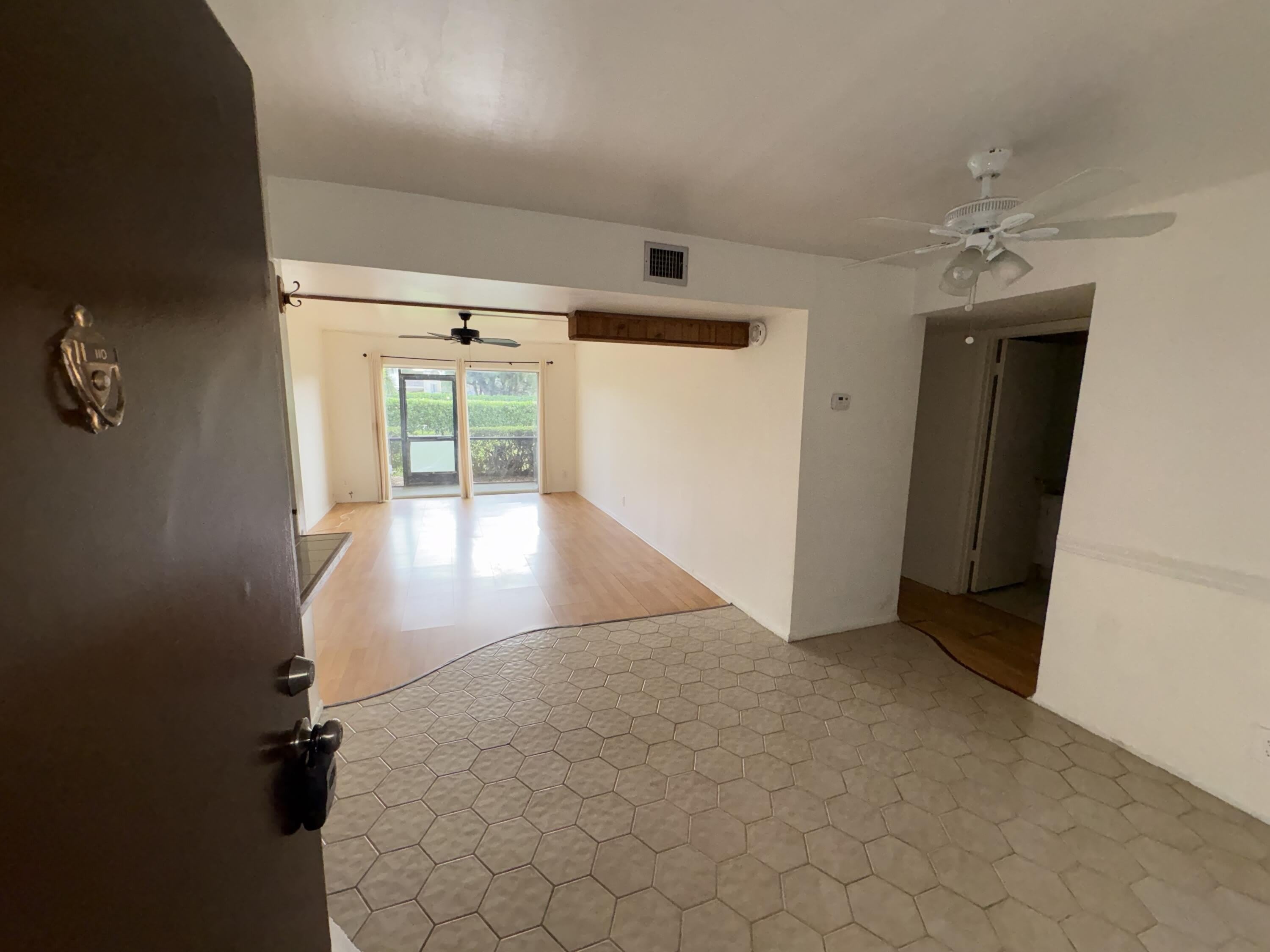 460 NW 20th Street – photo 4