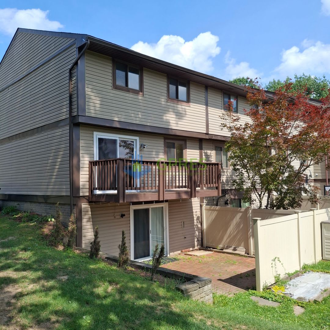 3-bedroom townhouse in Plum borough – photo 2