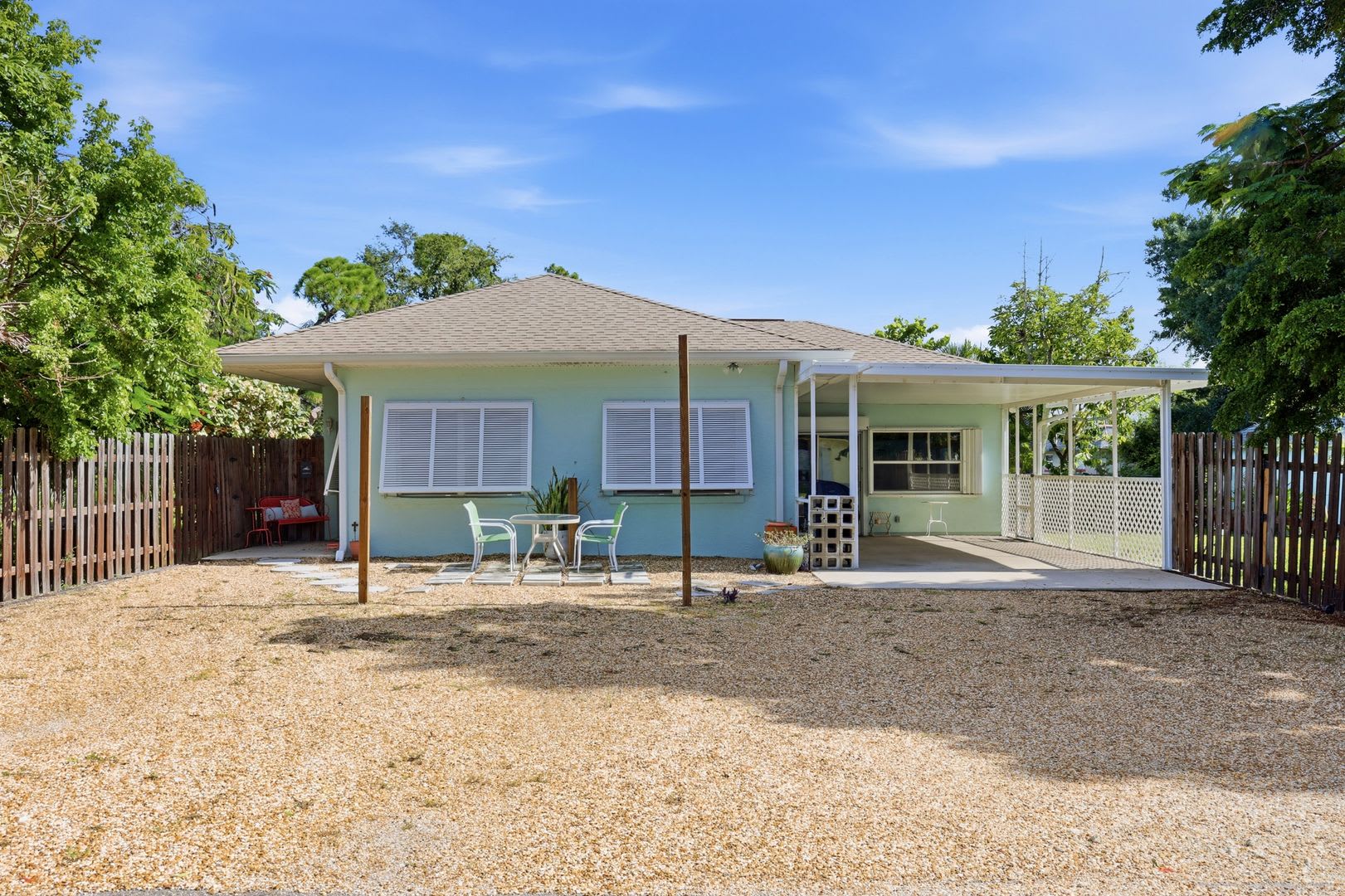 Home for rent – photo 1