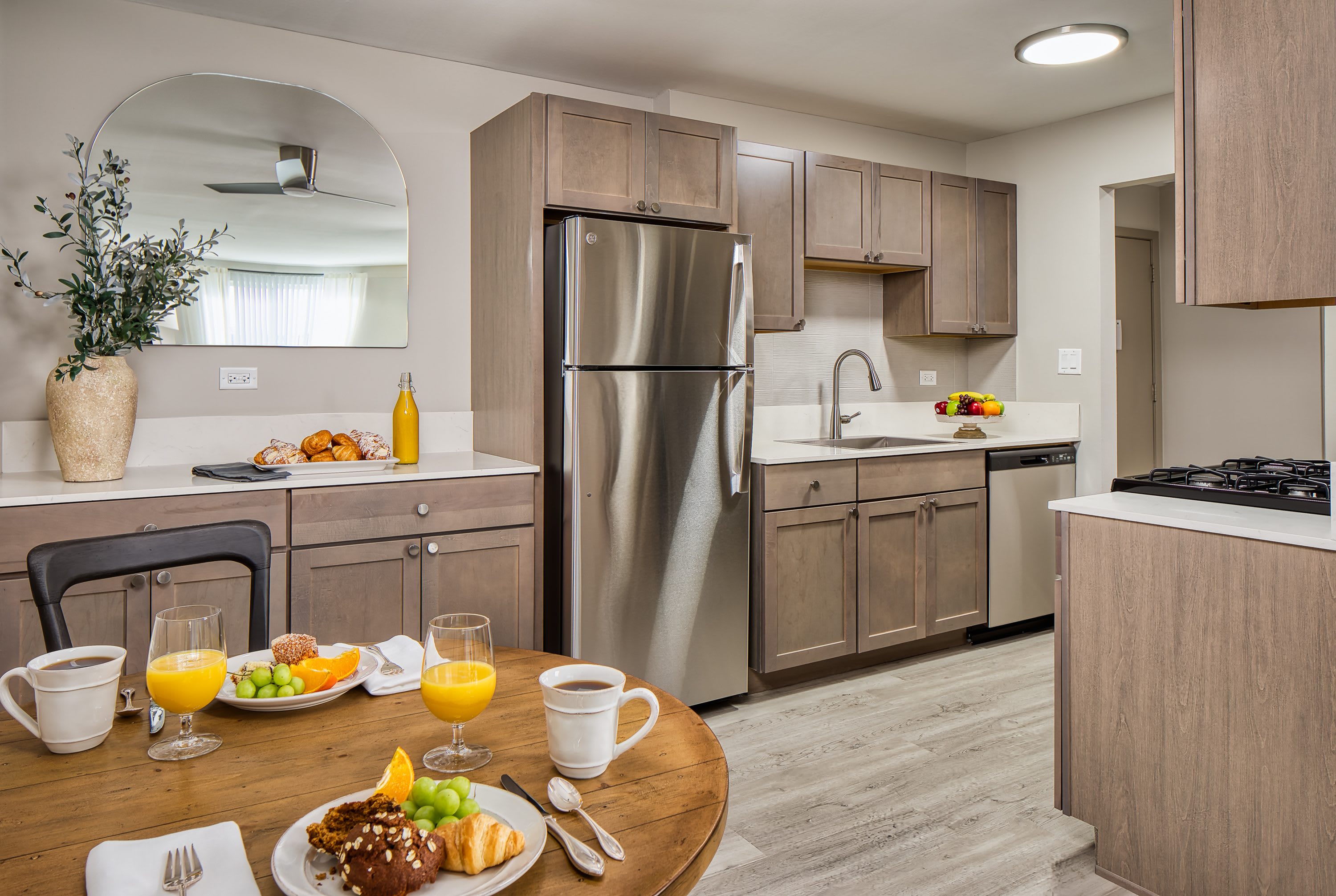 Glen Oaks Commons – photo 1