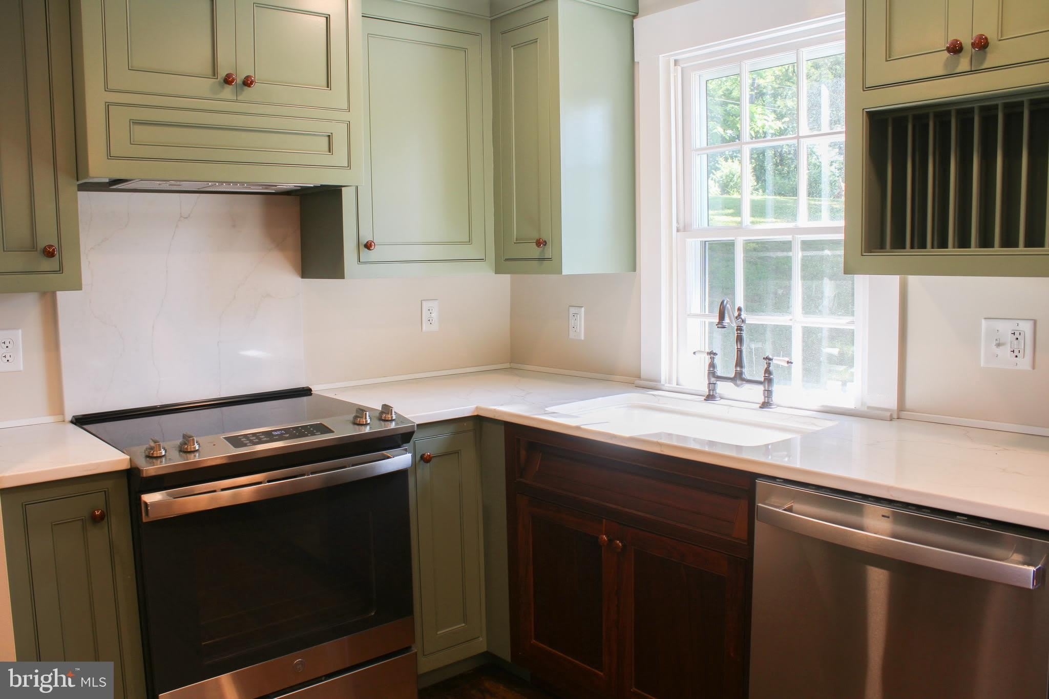 242 FORT BOWMAN Road – photo 5