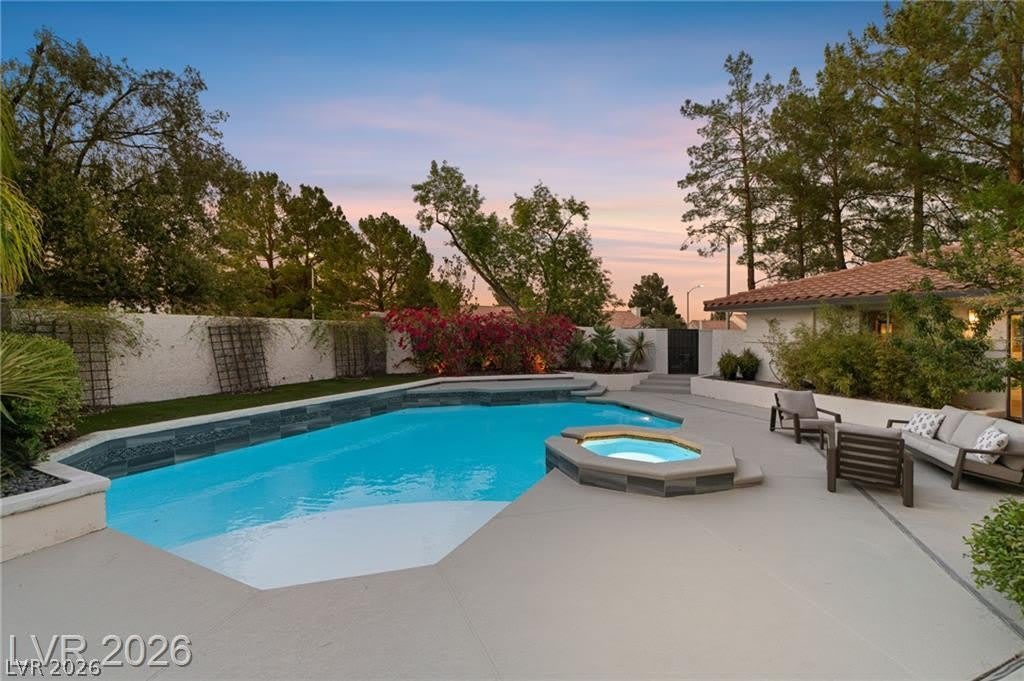 2233 Versailles Court – photo 5