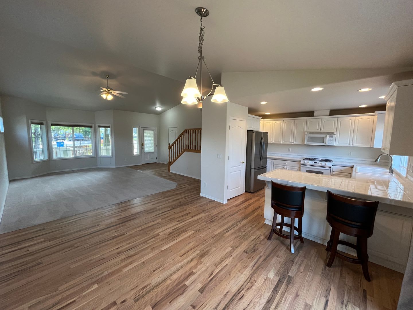 Large Home In Mt View Neighborhood on Cul De Sac – photo 5