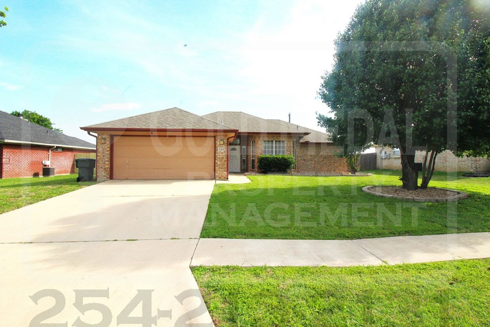 Spacious 3-Bed, 2-Bath Home in Prime Killeen Location! – photo 1