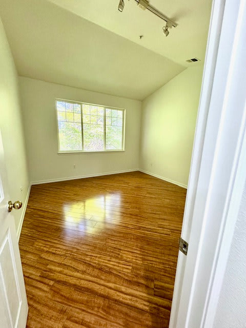 9728 178th Pl Ne Unit 203 – photo 3