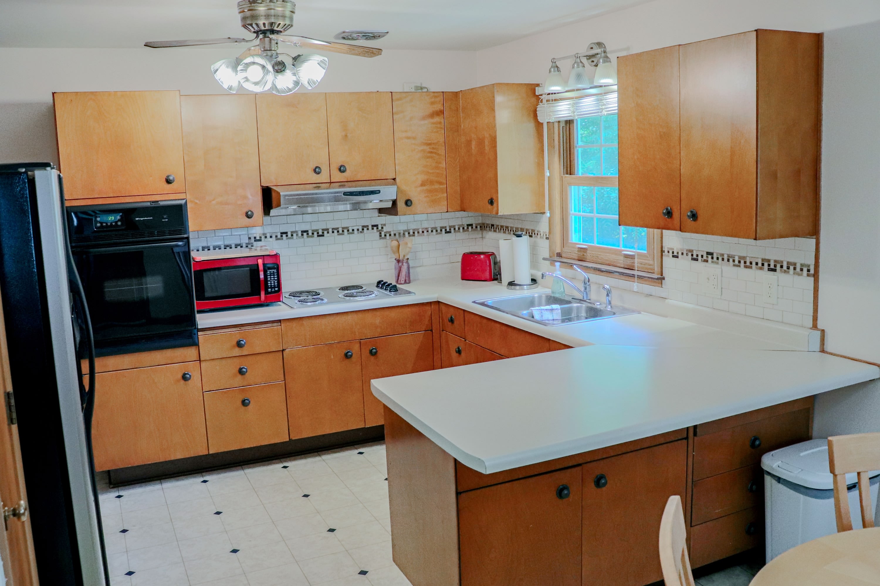 122 S Peters Avenue – photo 2