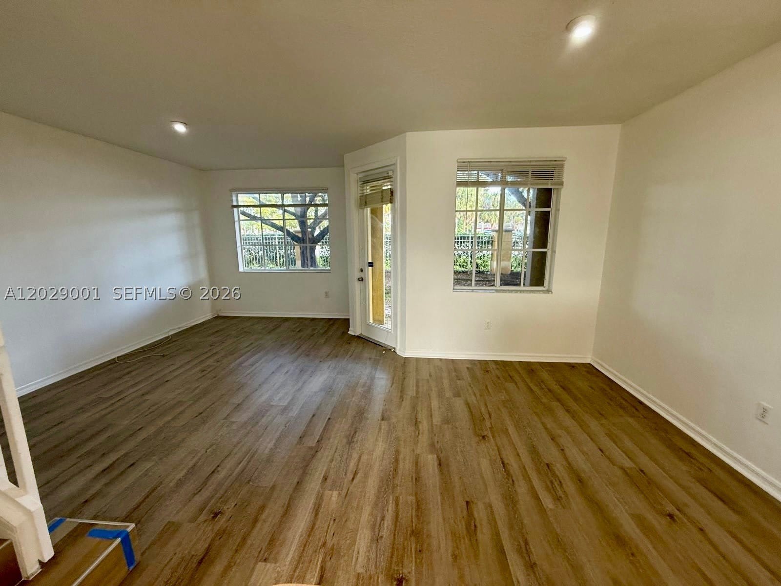 1934 SW 60th Ave – photo 2