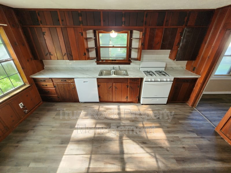 1225 South Stockton Ave – photo 4