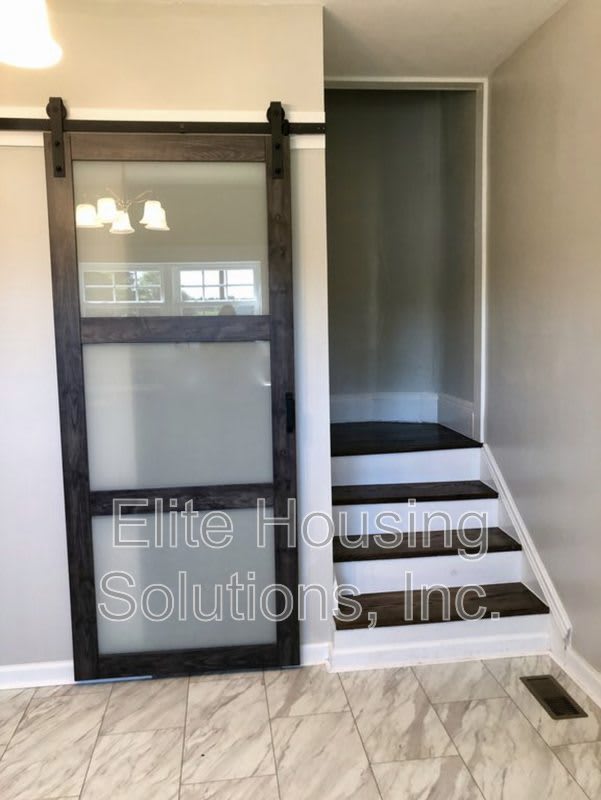 4672 W Lee Hwy – photo 5