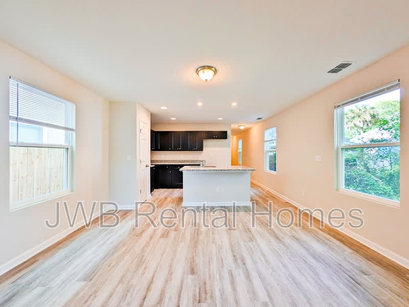 9075 Eaton Ave – photo 4