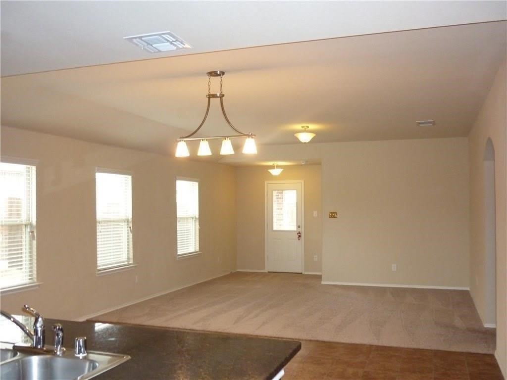 1806 Arbordale Way – photo 3