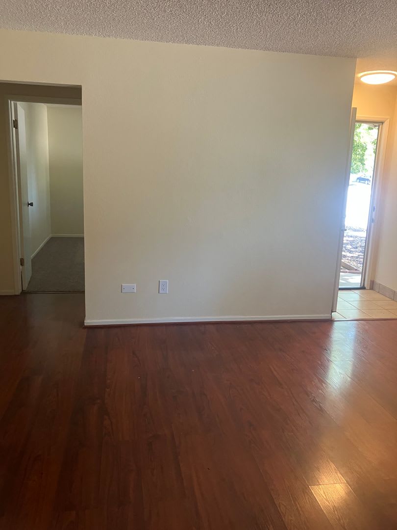5251 Glide Drive – photo 4