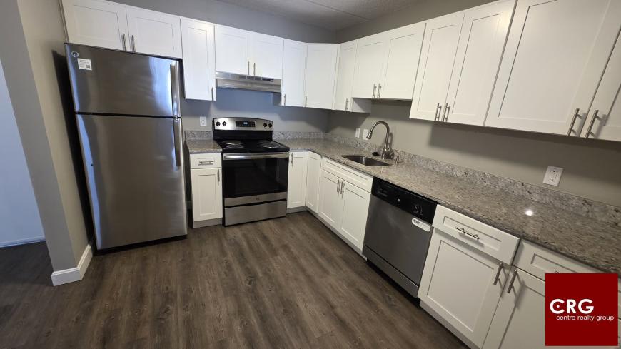 25 South Point Dr – photo 1