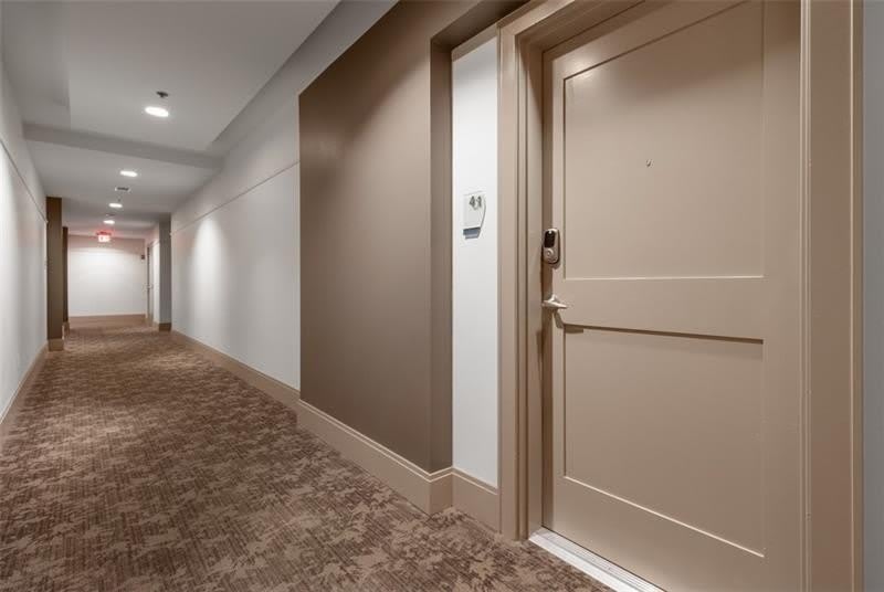 905 Juniper Street NE – photo 2