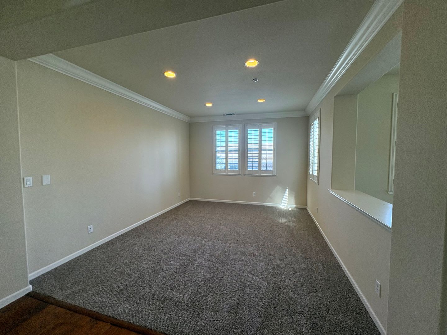 Spacious Shadow Lakes Home – 4 Bedroom 3 Bath – photo 5