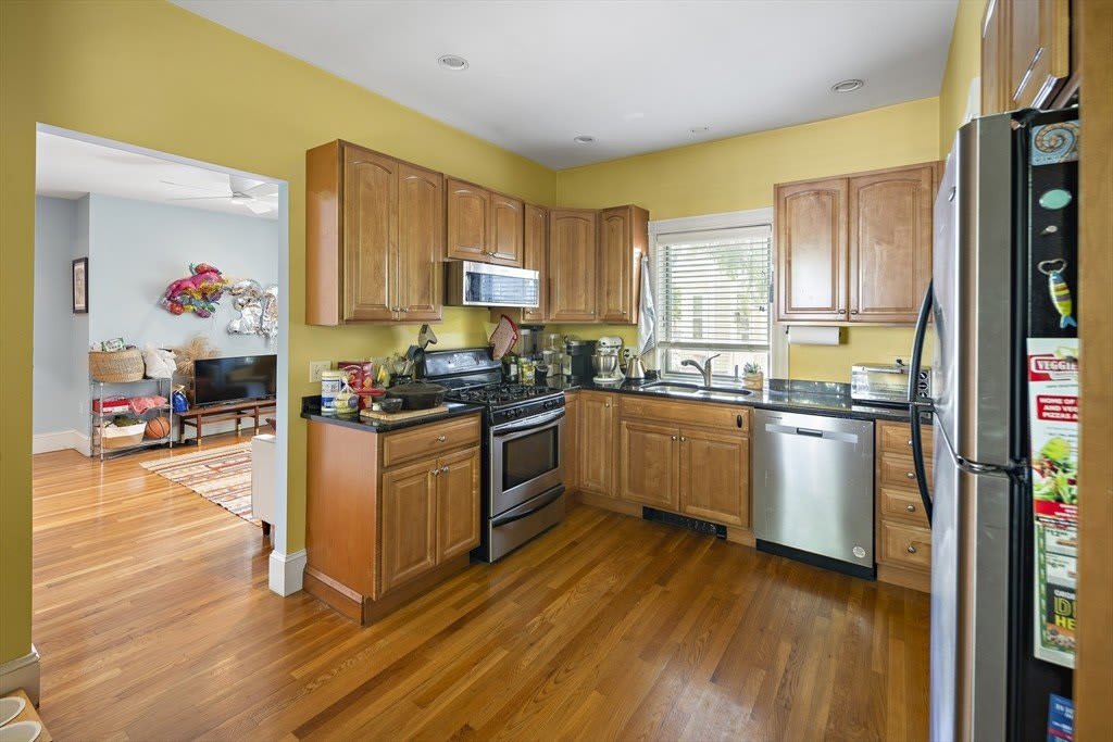 8 Leland St 1 – photo 5