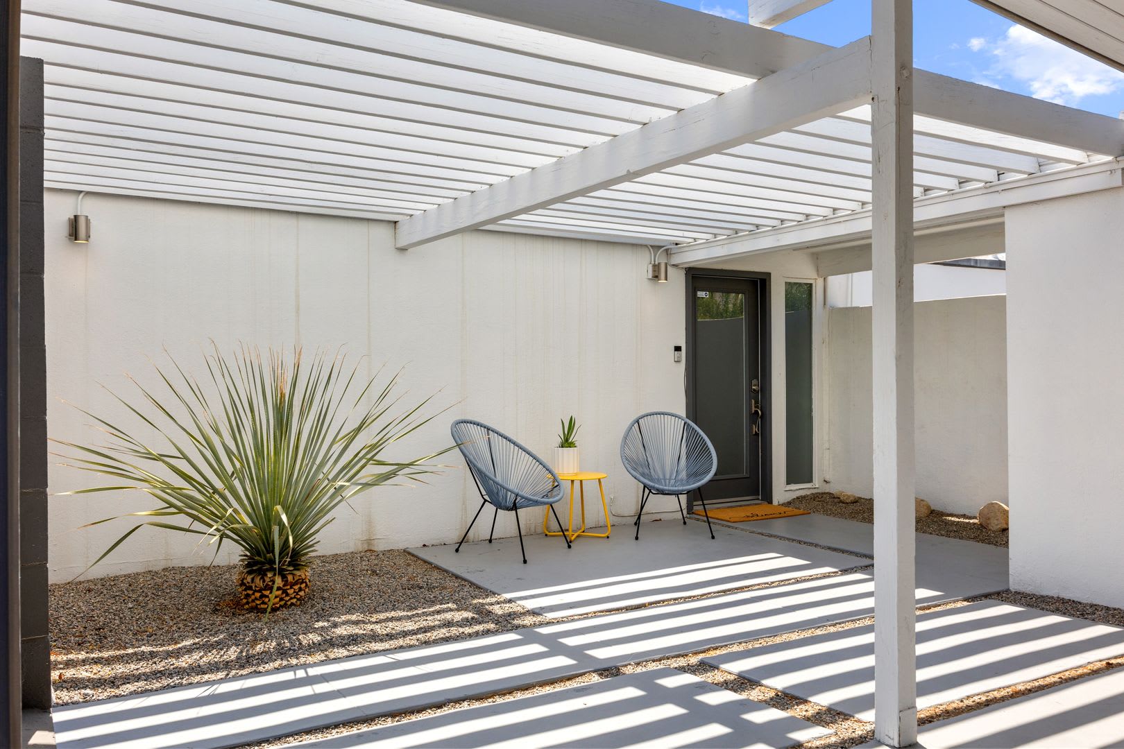 Club 915 Getaway- Pool, BBQ and Pet Friendly (Monthly Only – photo 3