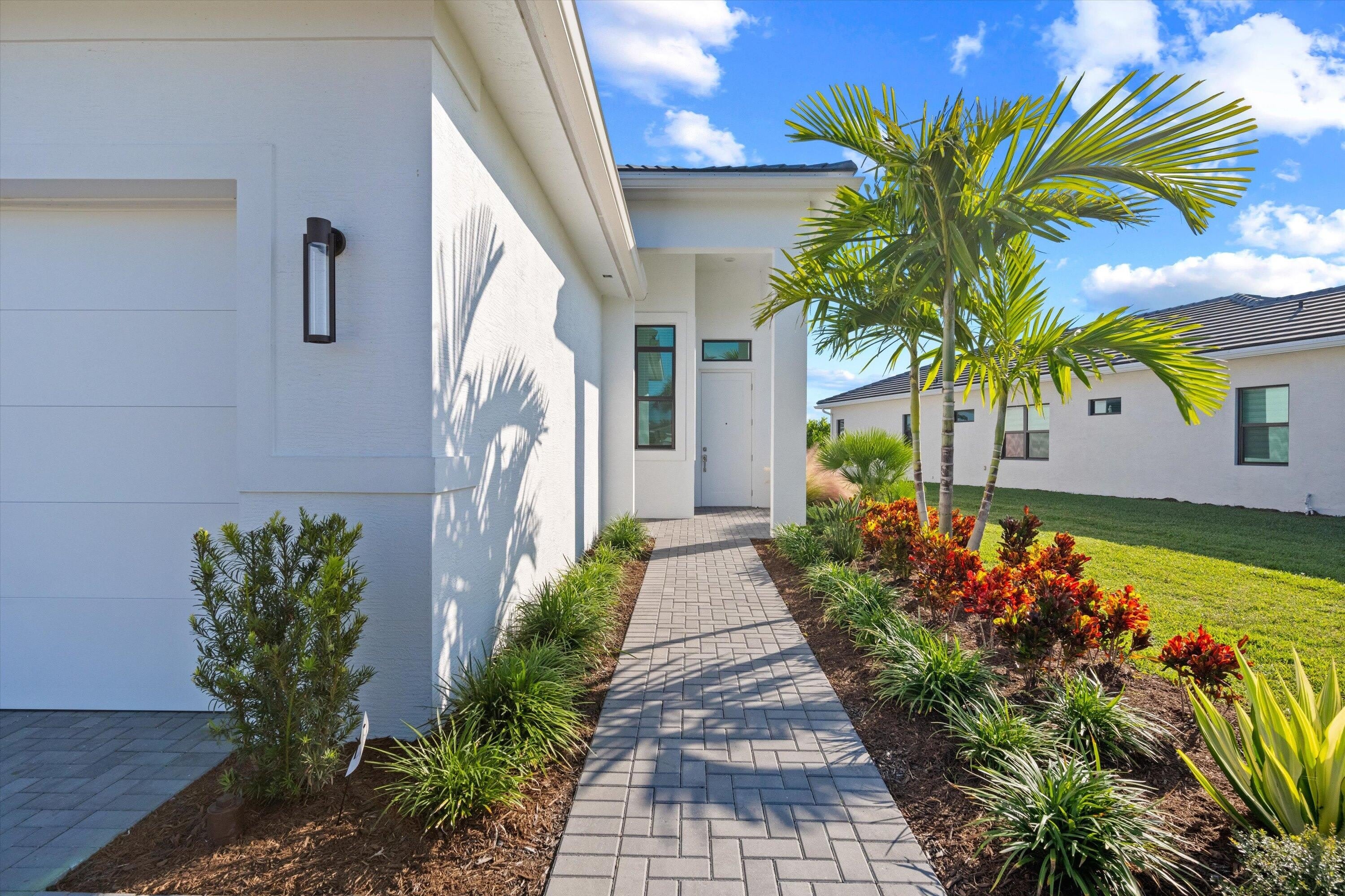 4823 Saint Armands Way – photo 3