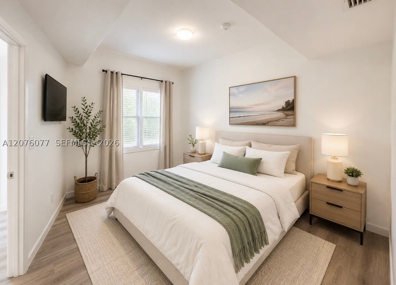 810 7th St – photo 4