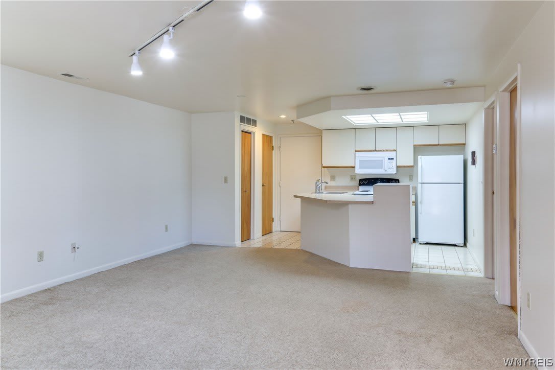 1250 Youngs Road – photo 4
