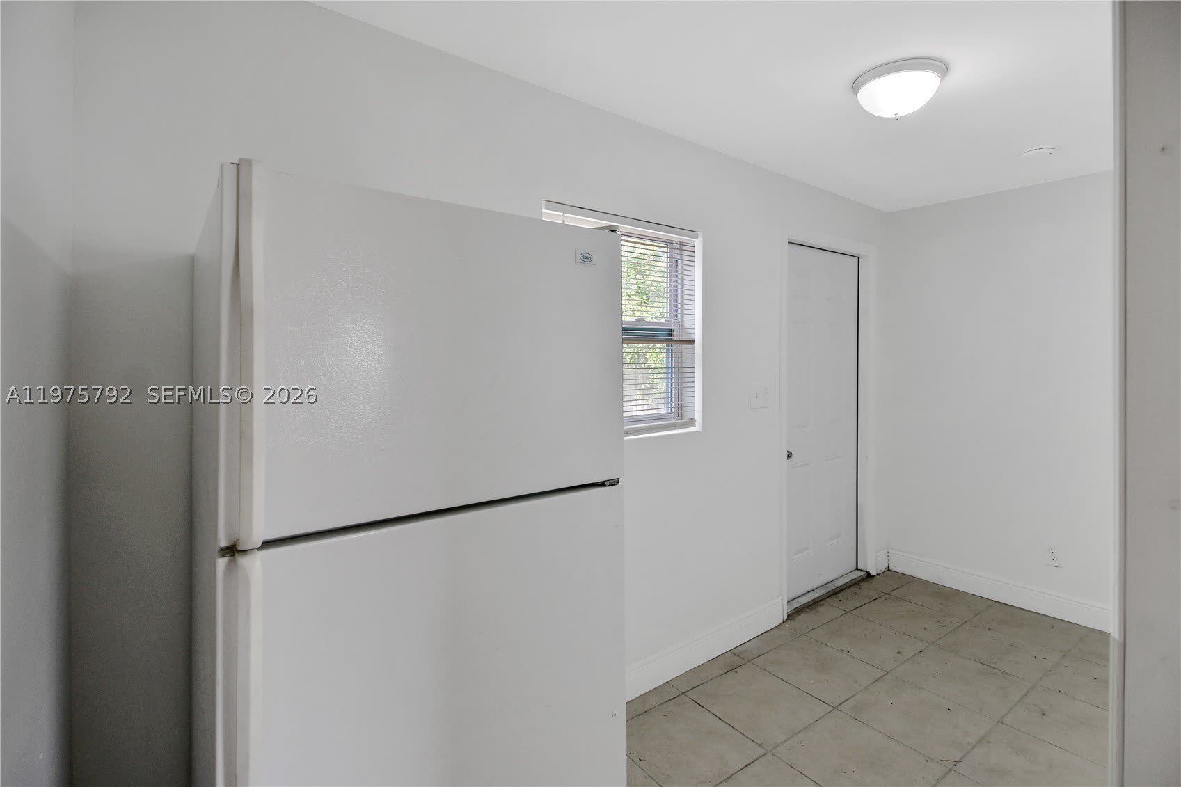1160 W 26th ct – photo 3