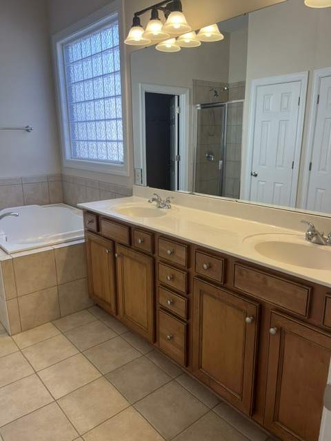 4115 Birkshire Heights – photo 5