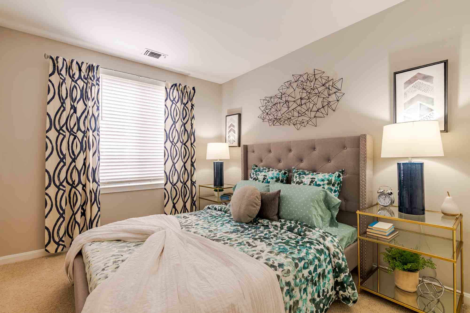 Woodside Apartments – photo 5