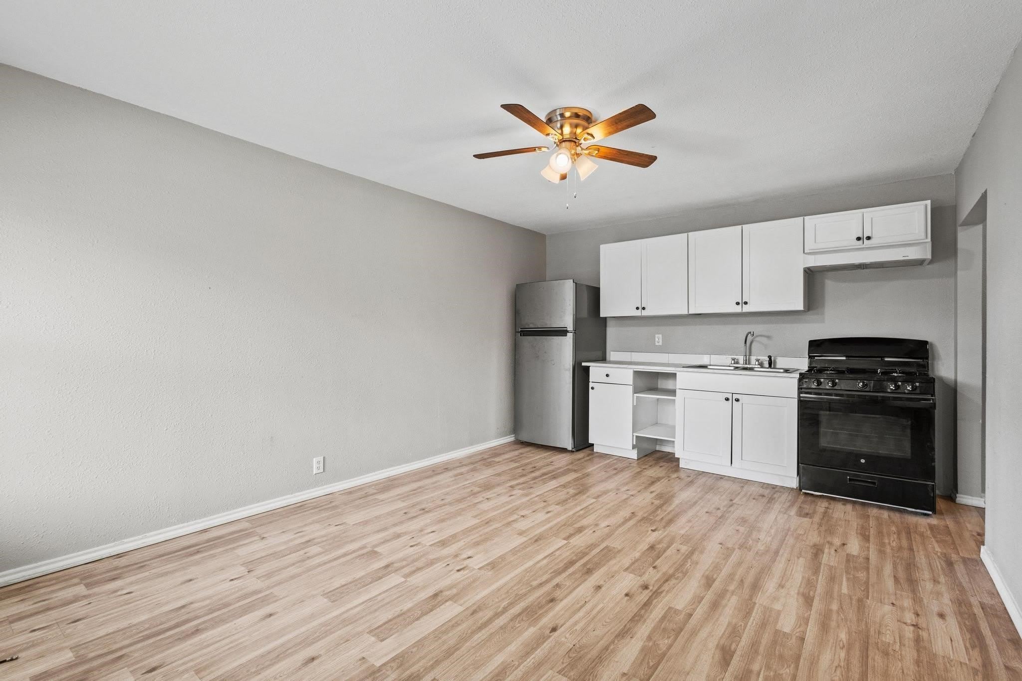 701 W Hull Street – photo 4