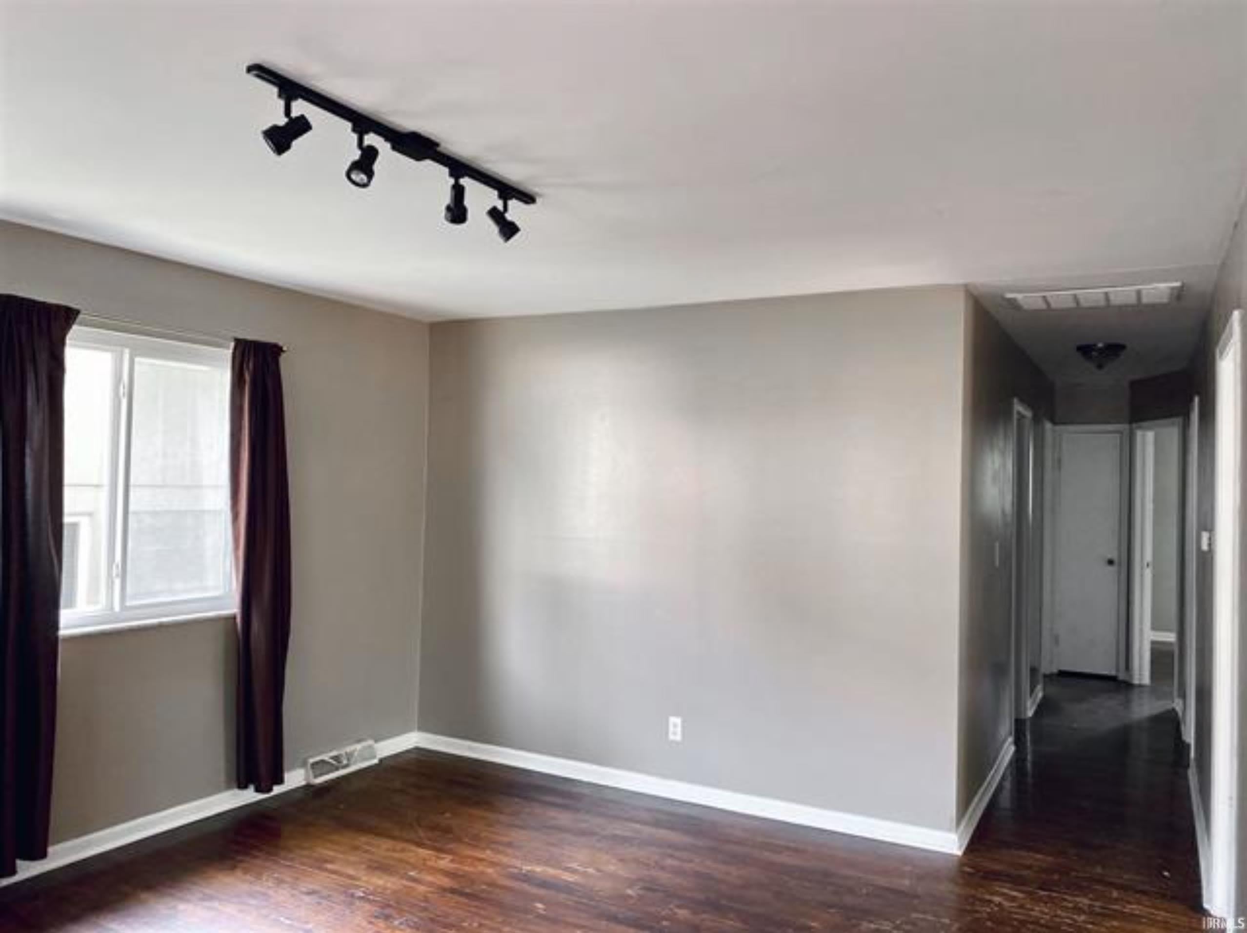 429 N Clark Street – photo 3
