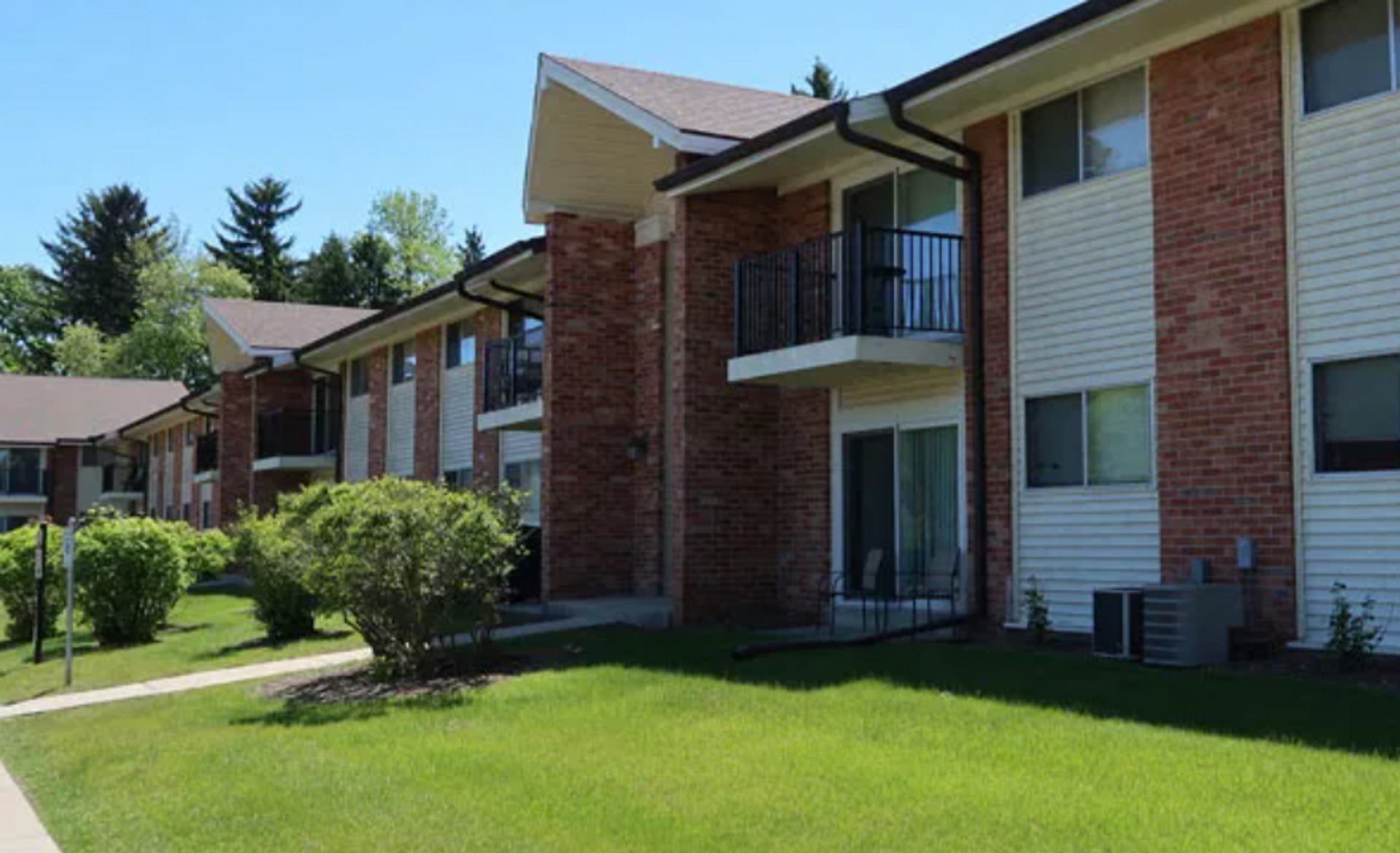 River Place Apartments – photo 1