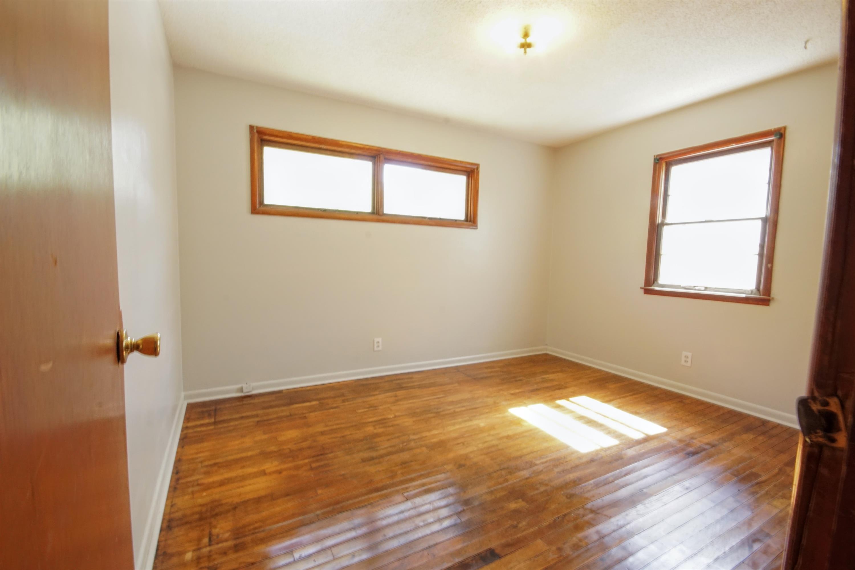 2731 Southeast Massachusetts Avenue – photo 5