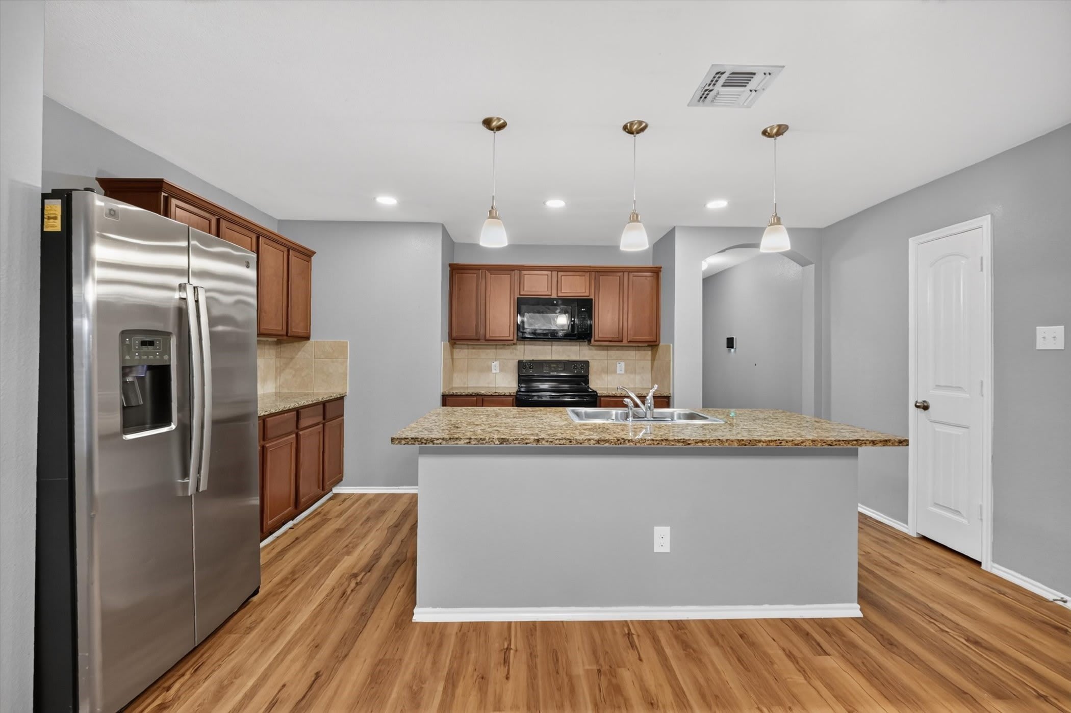 1304 Pampa Grass Drive – photo 4