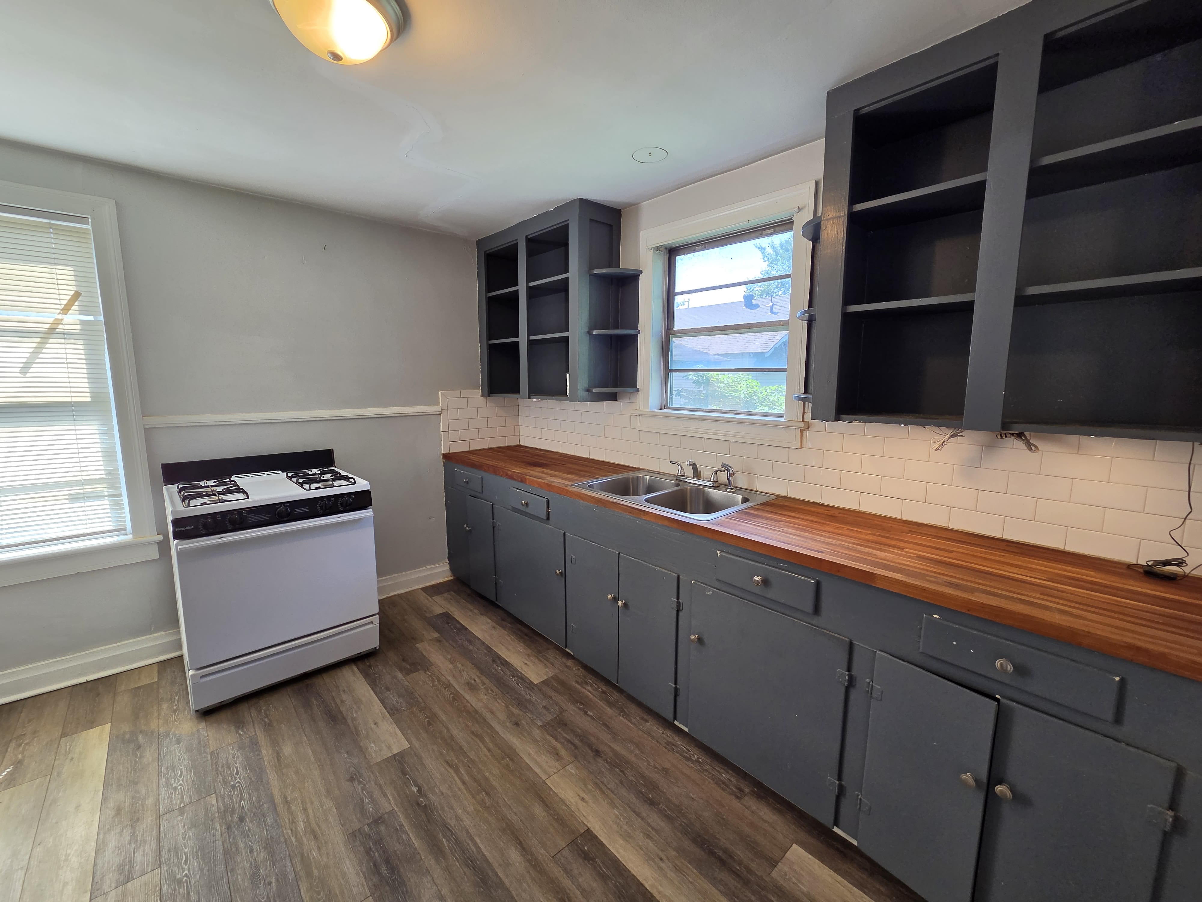 235 Grandpre Street – photo 1