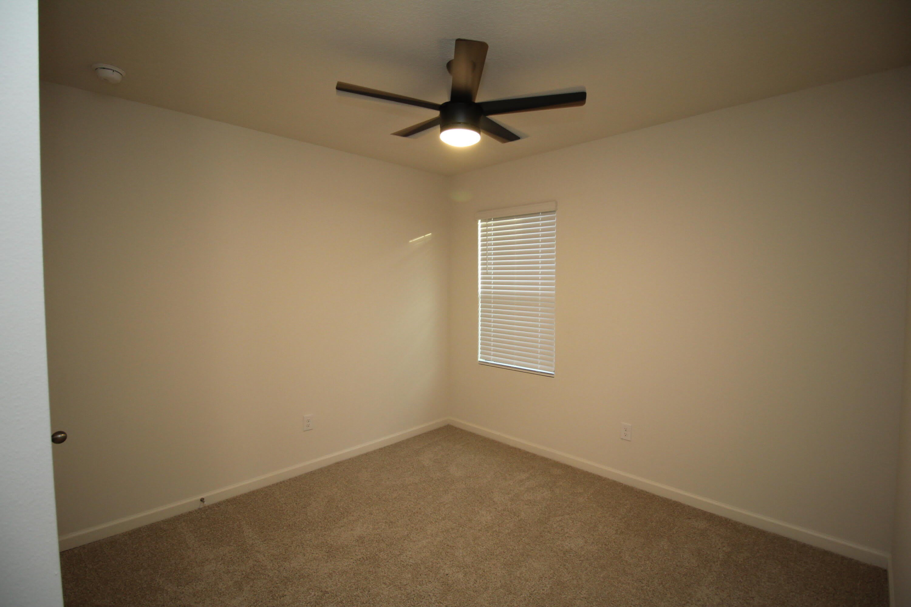 1405 Mineral Loop Drive NW – photo 5