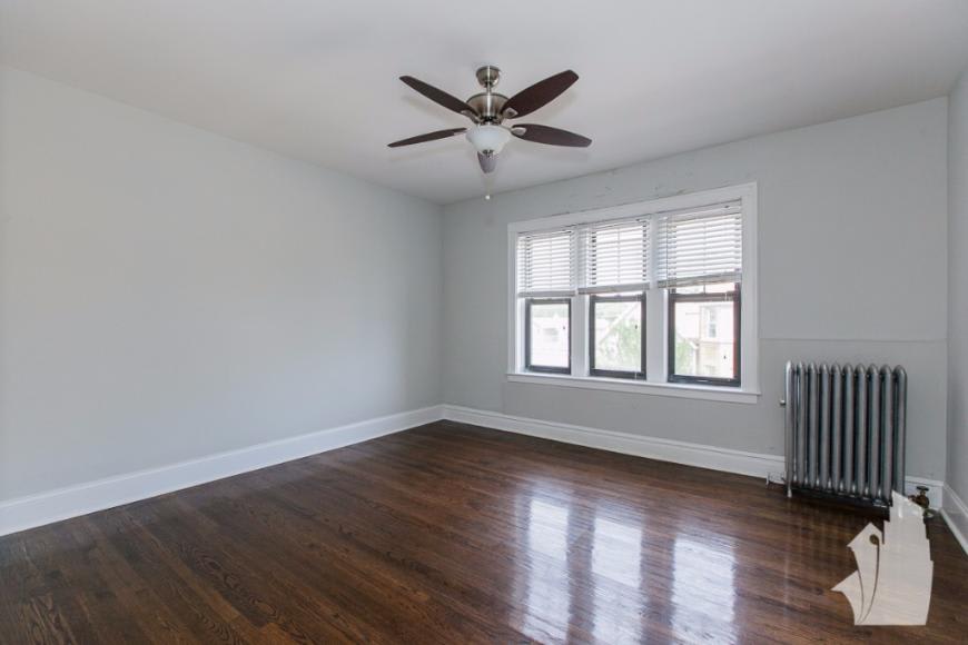 2211 North Leavitt – photo 1