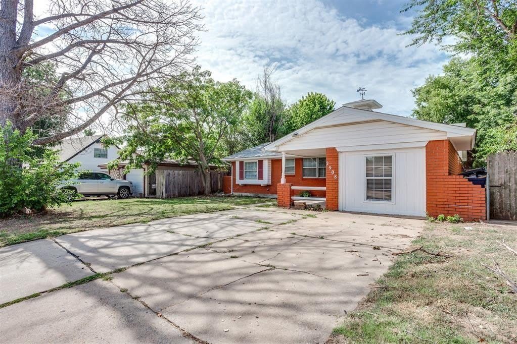 2908 SW 62nd Street – photo 2