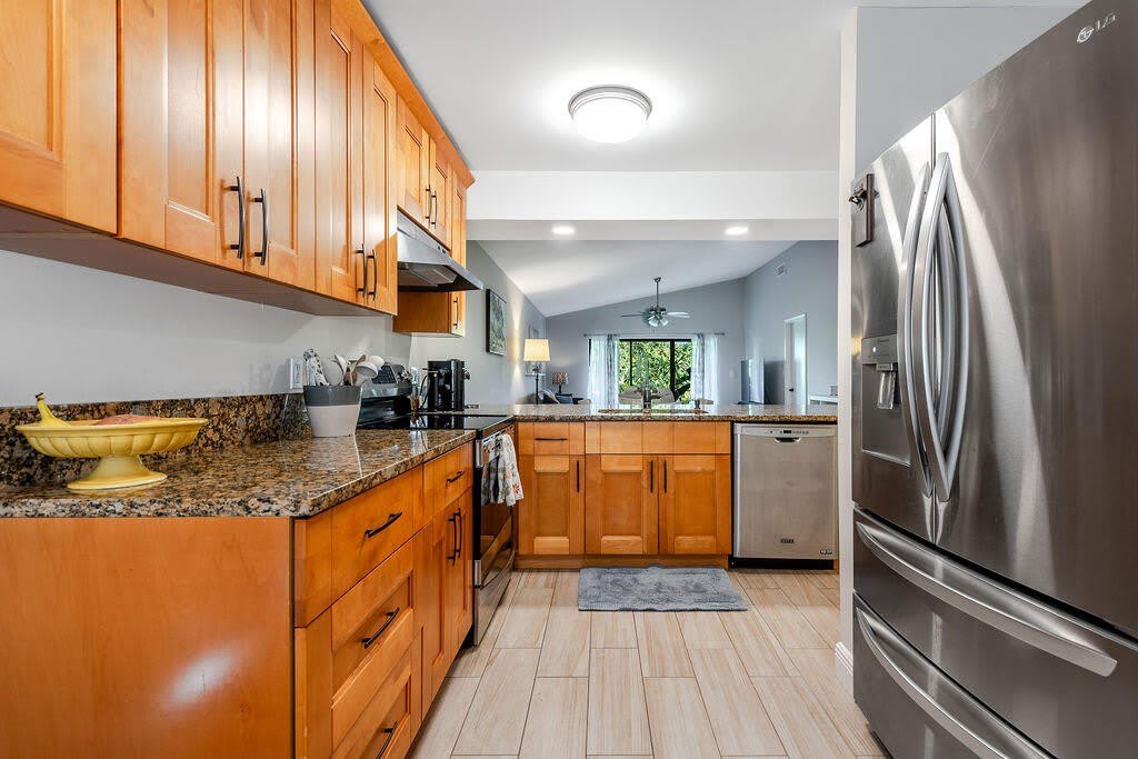 4143 Palm Forest Drive N – photo 5