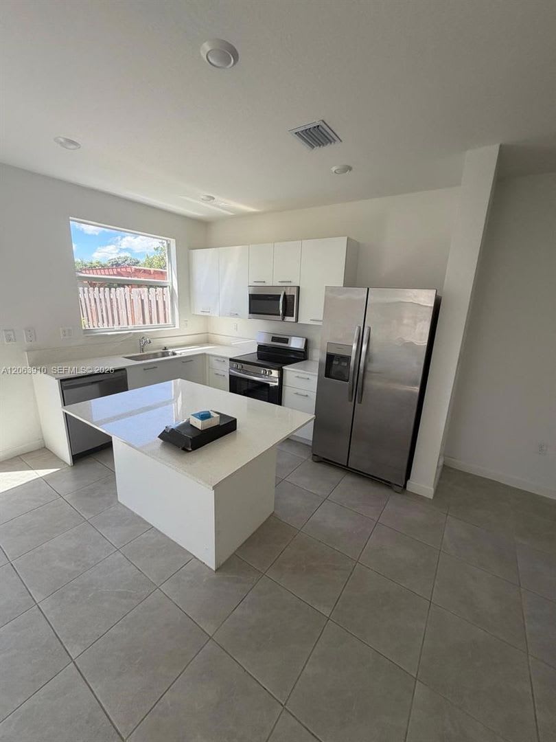 12527 NW 24 Avenue 12527, Miami, FL 33167 – photo 1