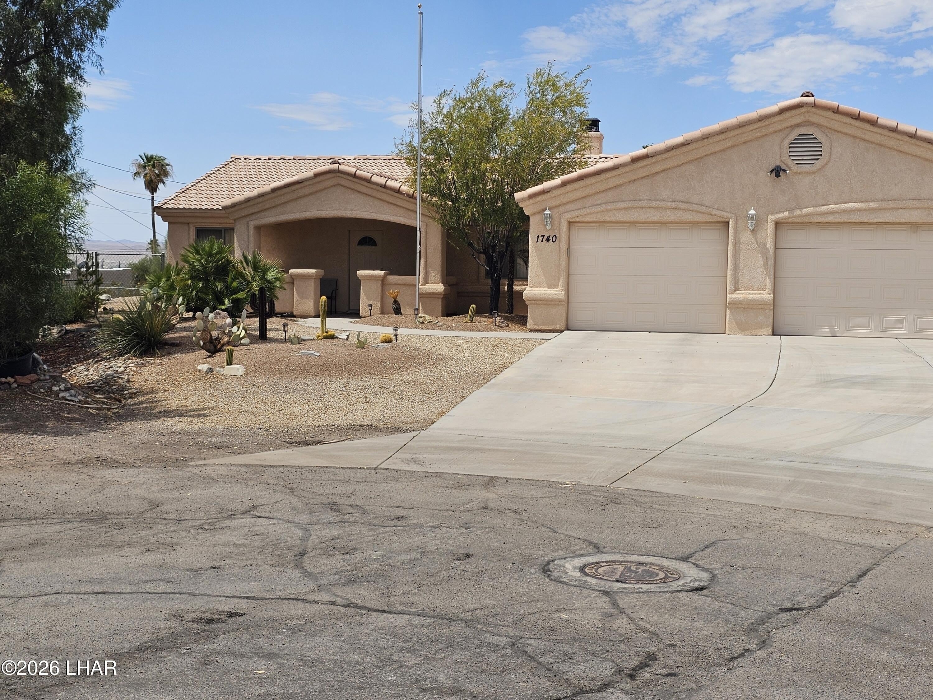 1740 Quartz Ln – photo 3