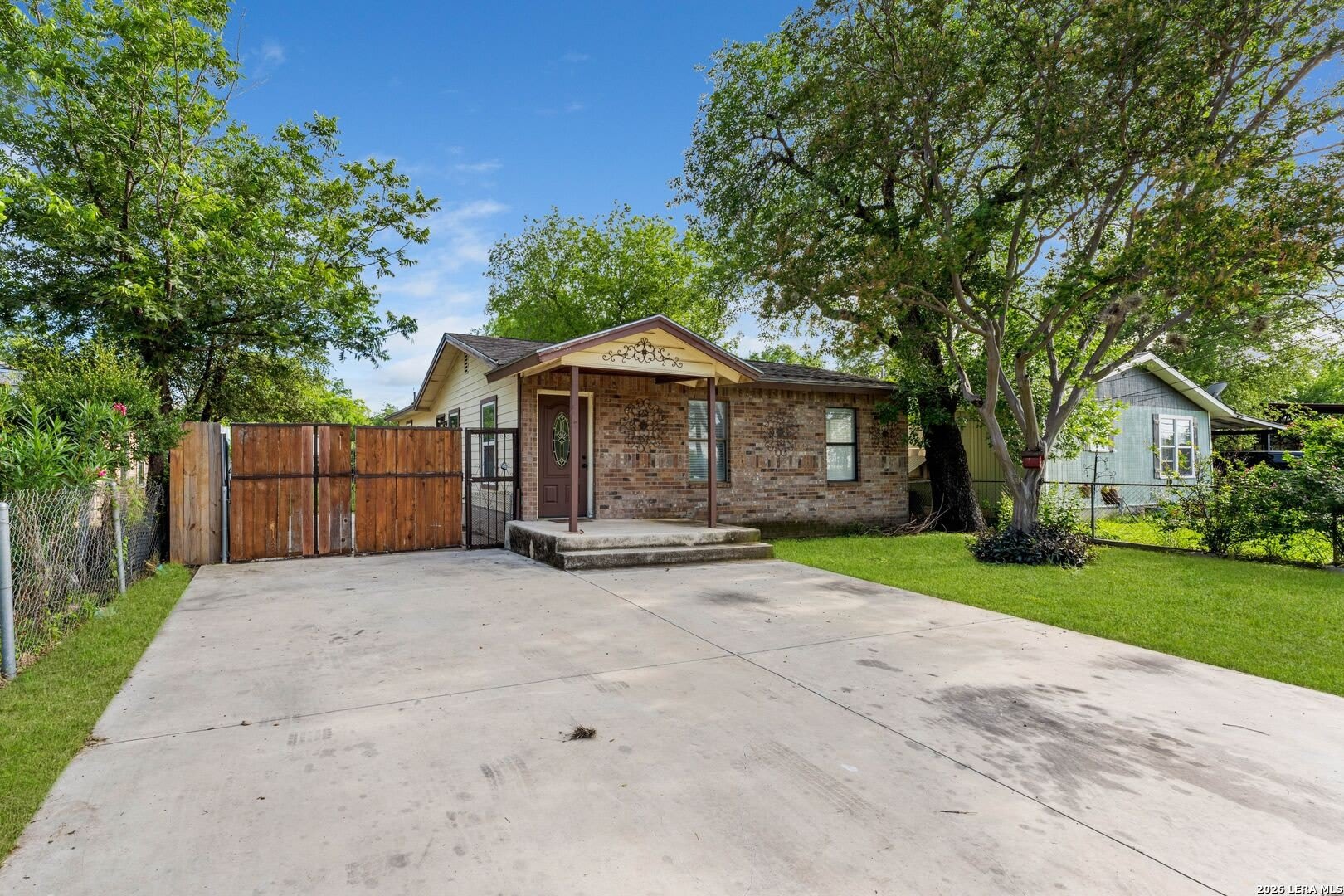 2114 Fitch – photo 2