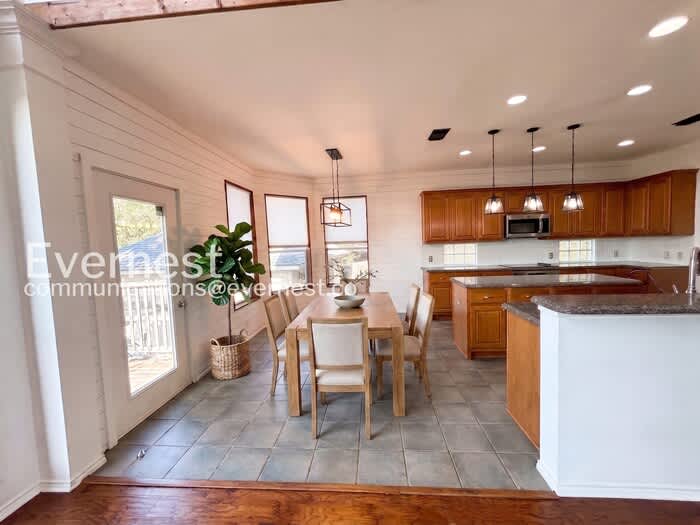 715 Belmark Court – photo 4