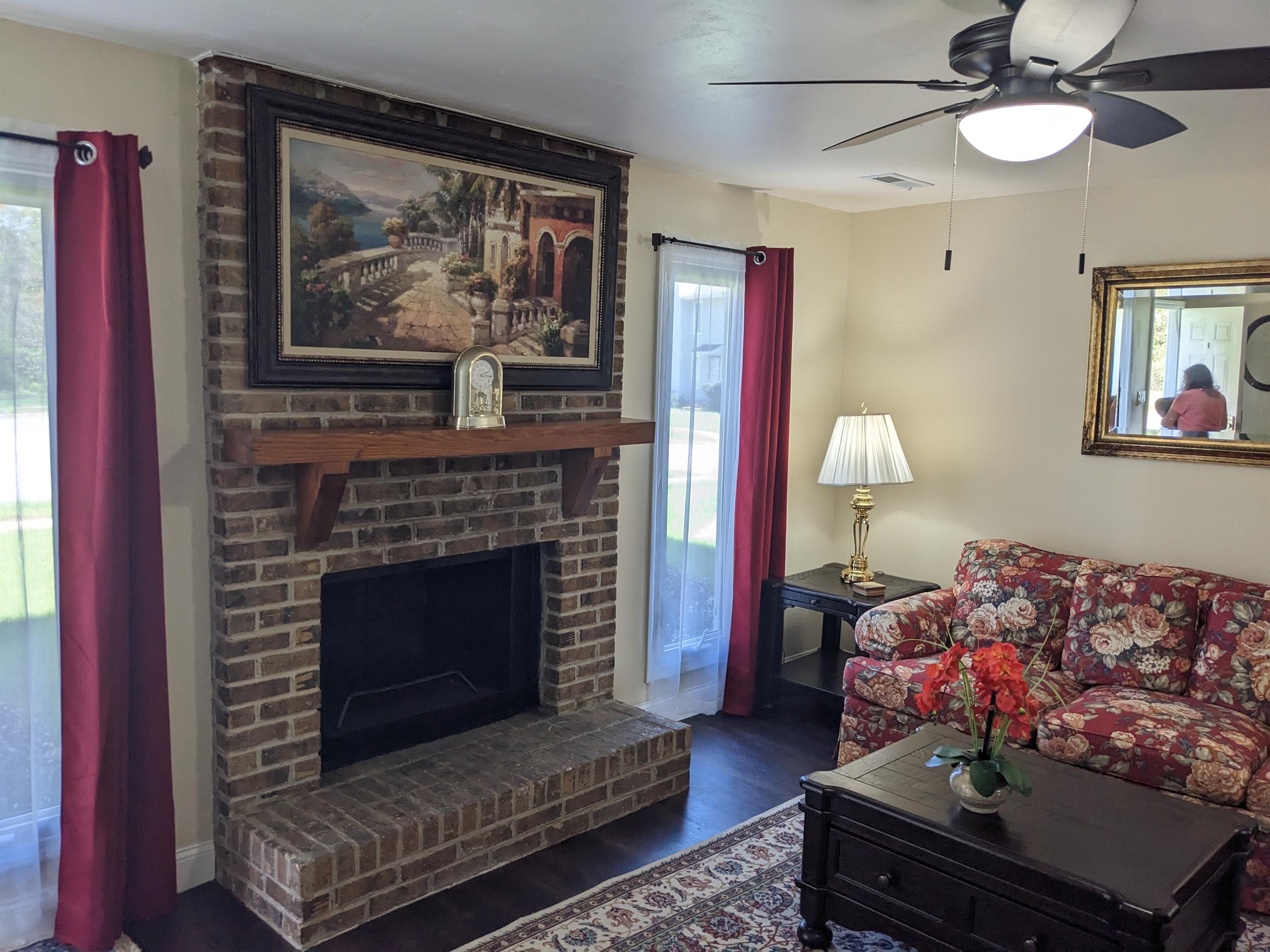 9003 Mahogany Row Southeast B – photo 3